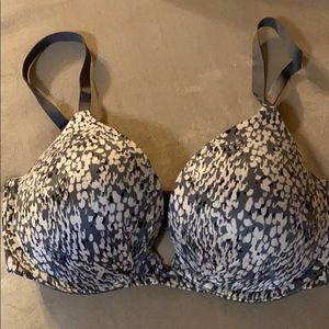 Victoria Secret Bra 32 DD